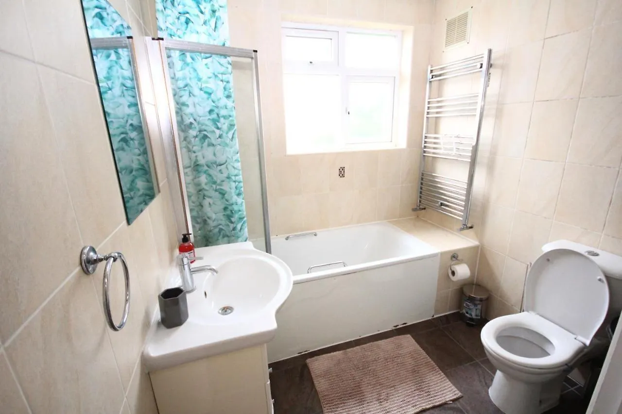 Feltham House Apartment United Kingdom