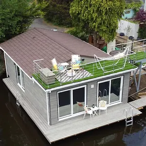 Botel Tulana Taggs - Floating On Idyllic Island, Hampton Hill